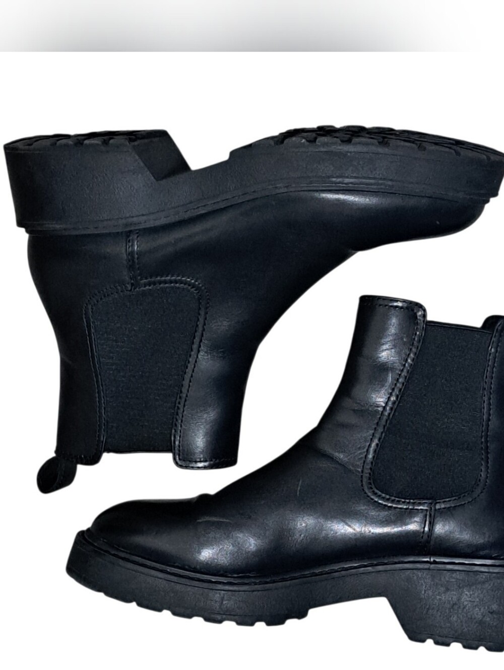 Steve Madden Gothic Chelsea Ankle Boots Classic Slip-On Style Size 9.5 Black